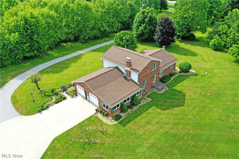 55 South Range Road, North Lima, OH - Photo 3