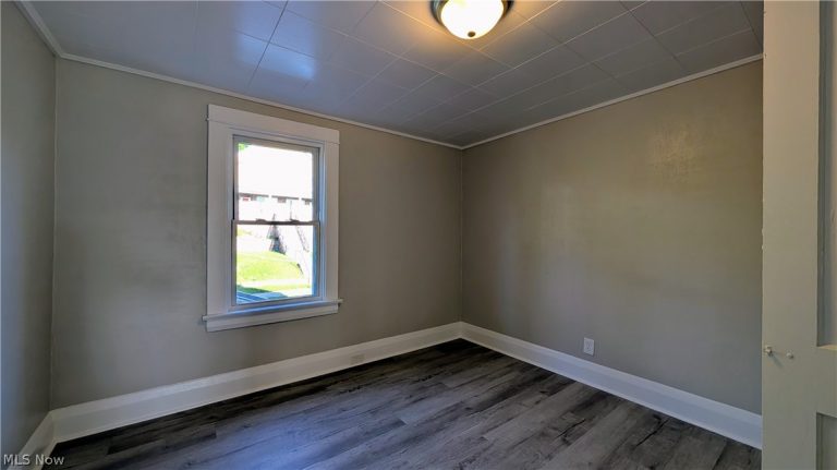 508 Virginia Street, Martins Ferry, OH - Photo 4