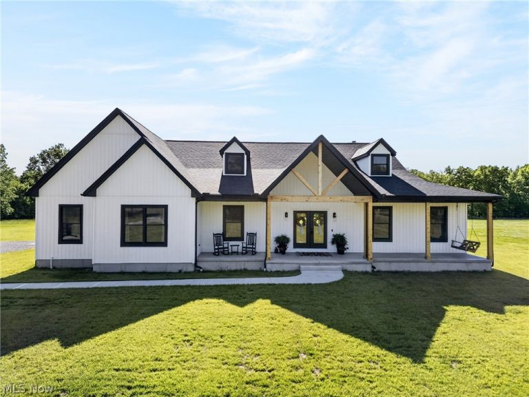18844 Mennell Road, Grafton, OH, 44044
