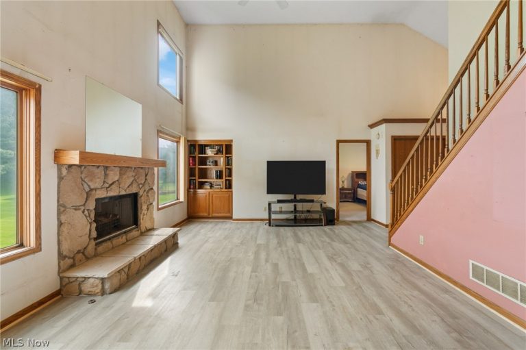 7567 Oakdale Street, Massillon, OH - Photo 8