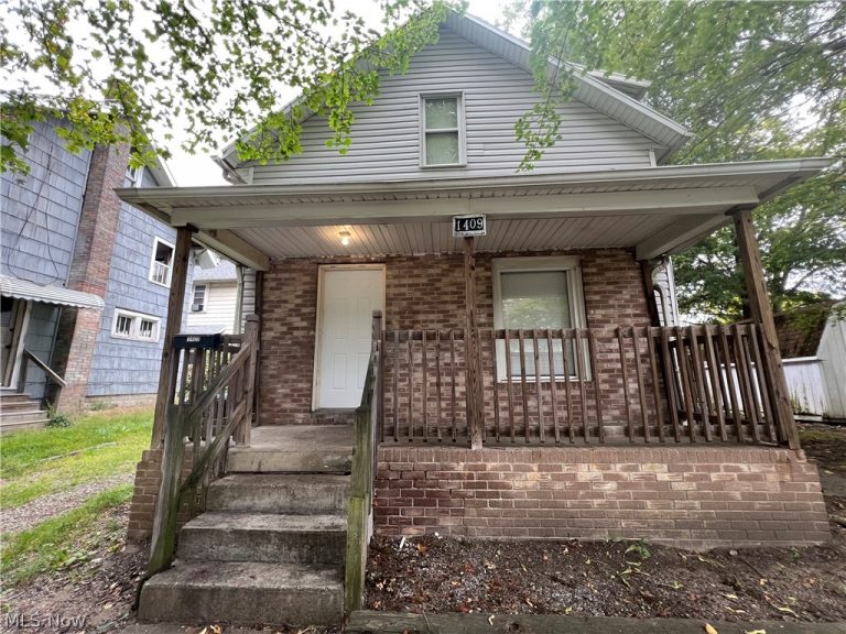 1409 Curtis Street, Akron, OH, 44301