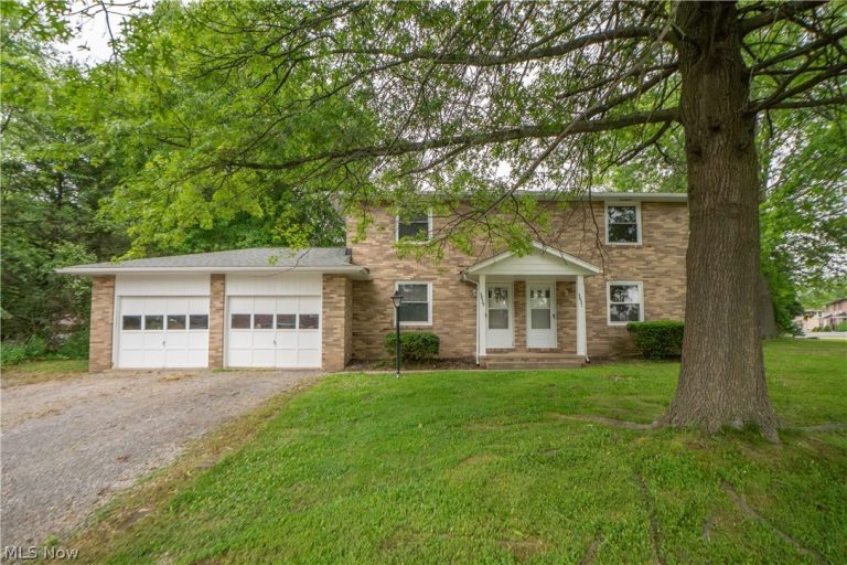 3837-3839 Beech Hill Road, North Canton, OH - Photo 2