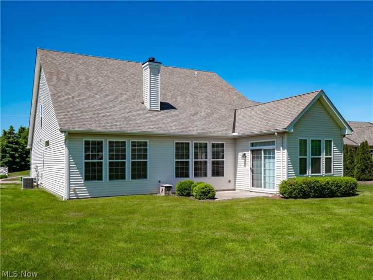 33253 Waterview Court #F5, Avon Lake, OH - Photo 5