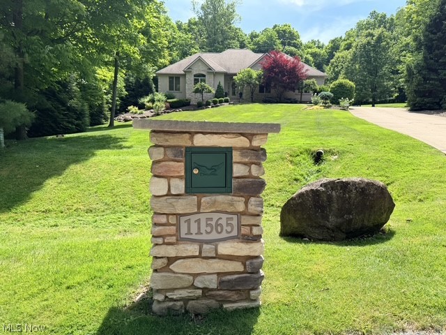 11565 Robin Wood Lane, Chagrin Falls, OH - Photo 2