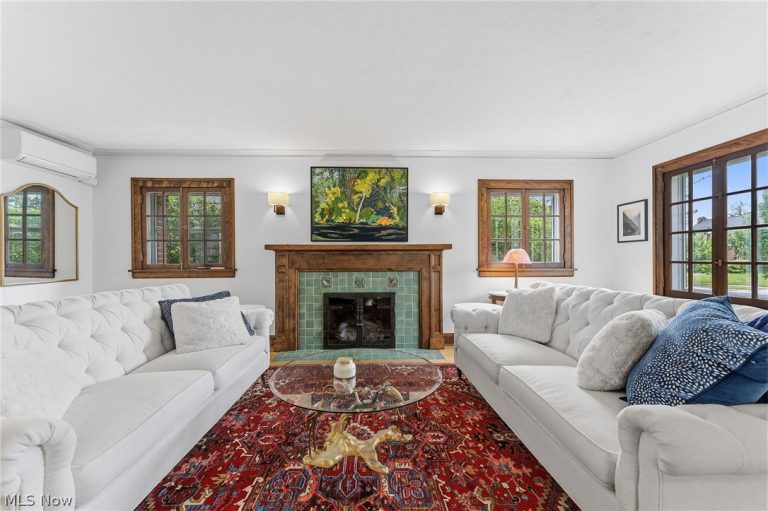 17531 Daleview Drive, Lakewood, OH - Photo 5