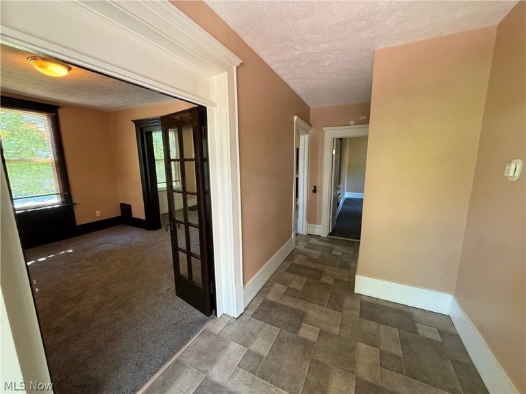 1076 Ackley Street, Akron, OH - Photo 2