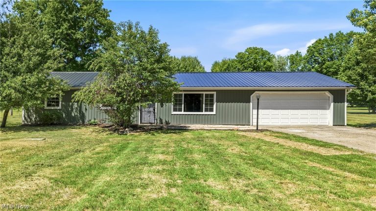 5423 Thompson Clark Road, Bristolville, OH, 44402