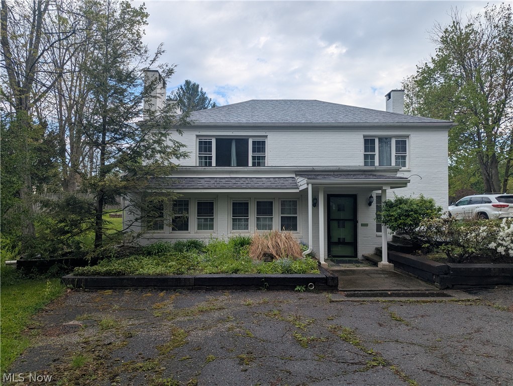 707 Bell Road, Chagrin Falls, OH