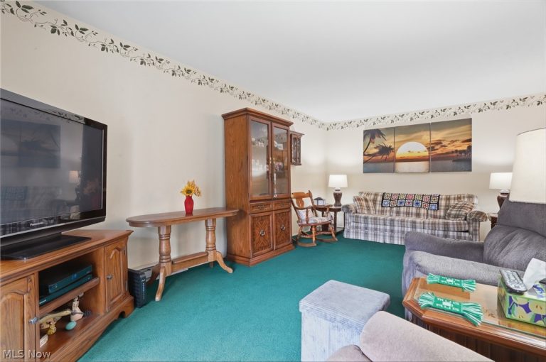 3066 Kent Road #2, Stow, OH - Photo 8