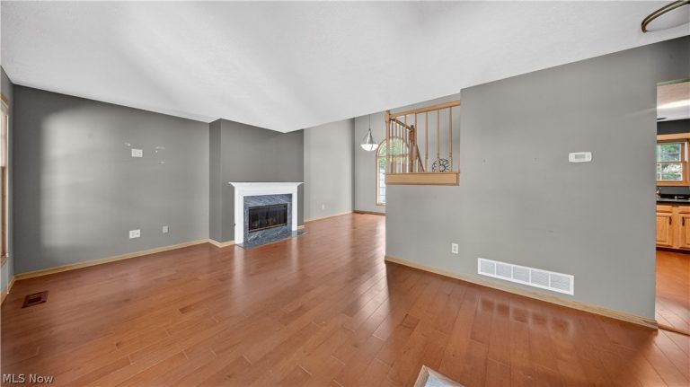 20745 Sun Meadow Trail, Strongsville, OH - Photo 5