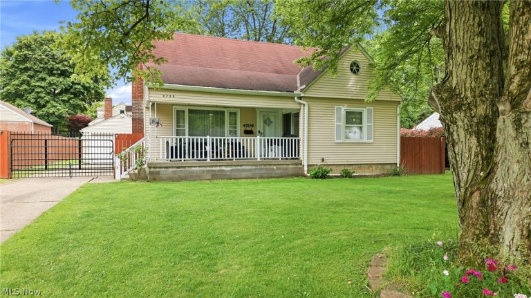 4709 Euclid Boulevard, Youngstown, OH - Photo 2