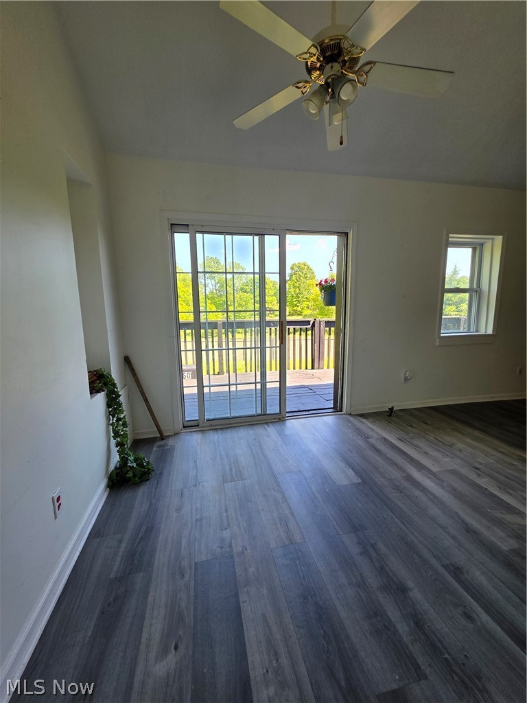 5860 Kirk Road, Canfield, OH - Photo 8