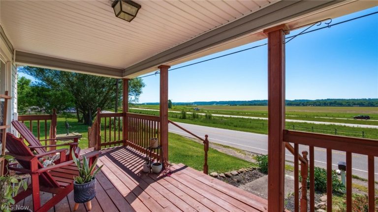 9945 Raiders Road, Frazeysburg, OH - Photo 3