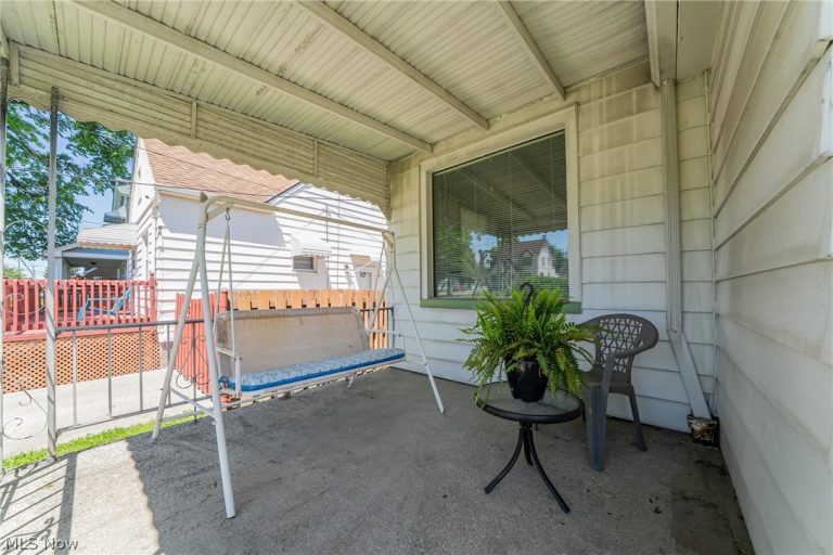 4408 Archmere Avenue, Cleveland, OH - Photo 5