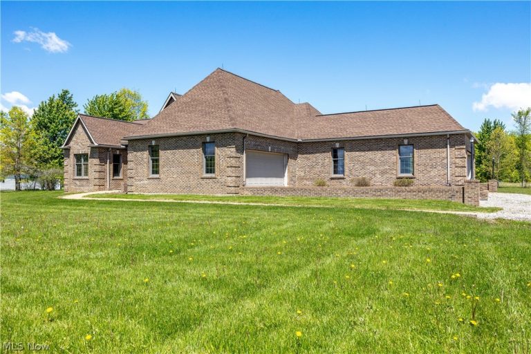 51488 Peck Wadsworth Road, Wellington, OH - Photo 8