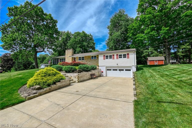 7471 Skyview Drive, Kent, OH - Photo 3