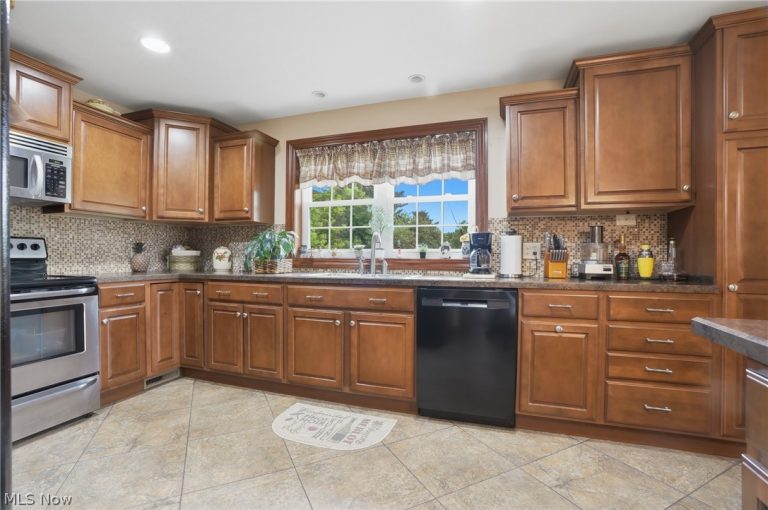 359 Walnut Street, Leetonia, OH - Photo 3