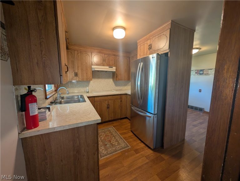 3612 Lotus Place, Canton, OH - Photo 8