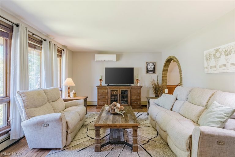 31915 Center Ridge Road, North Ridgeville, OH - Photo 8