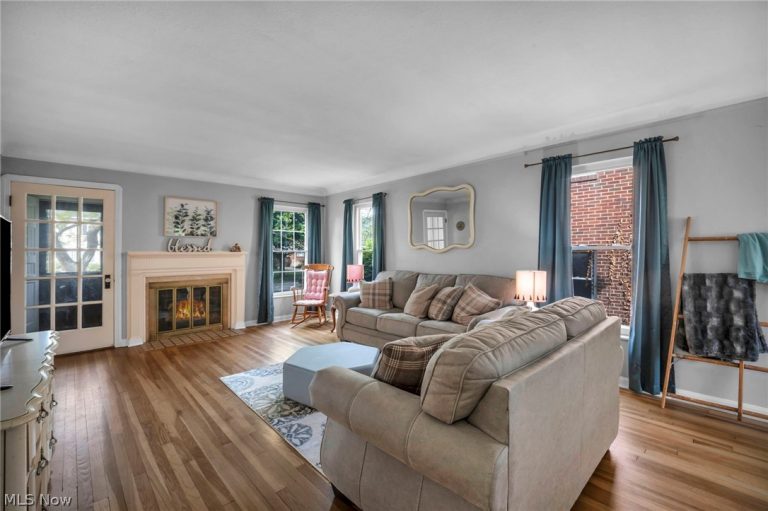 145 211th Street, Euclid, OH - Photo 5