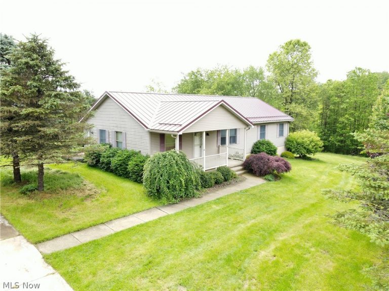 49222 Taylor Road, Negley, OH - Photo 2
