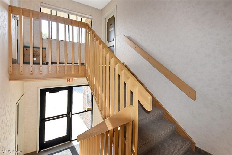6475 Princeton Court #203, Parma Heights, OH - Photo 2