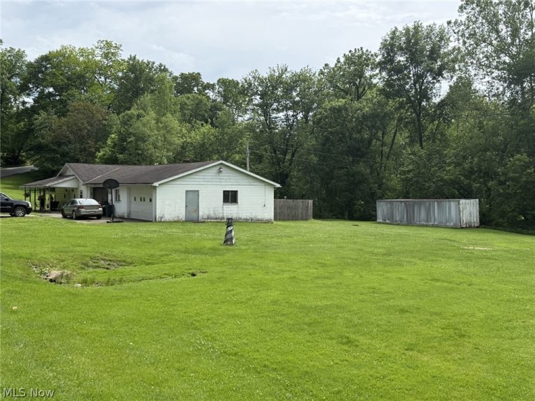 23501 County Road 93, Fresno, OH - Photo 3