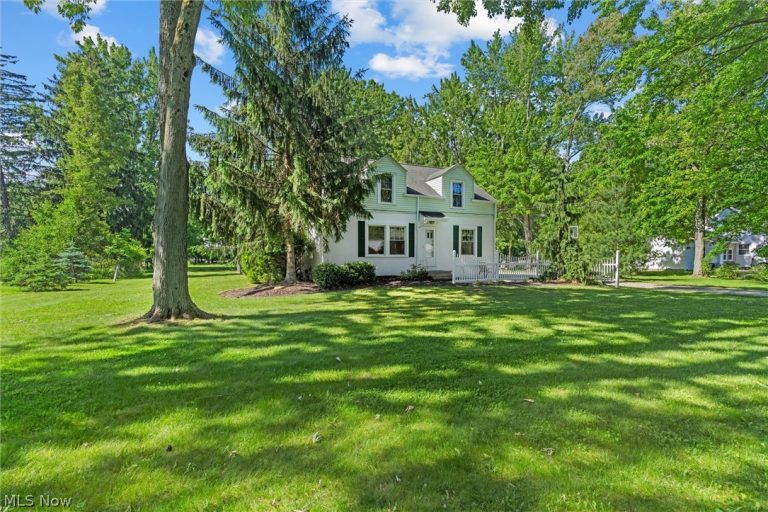 38524 Wood Road, Willoughby, OH - Photo 4