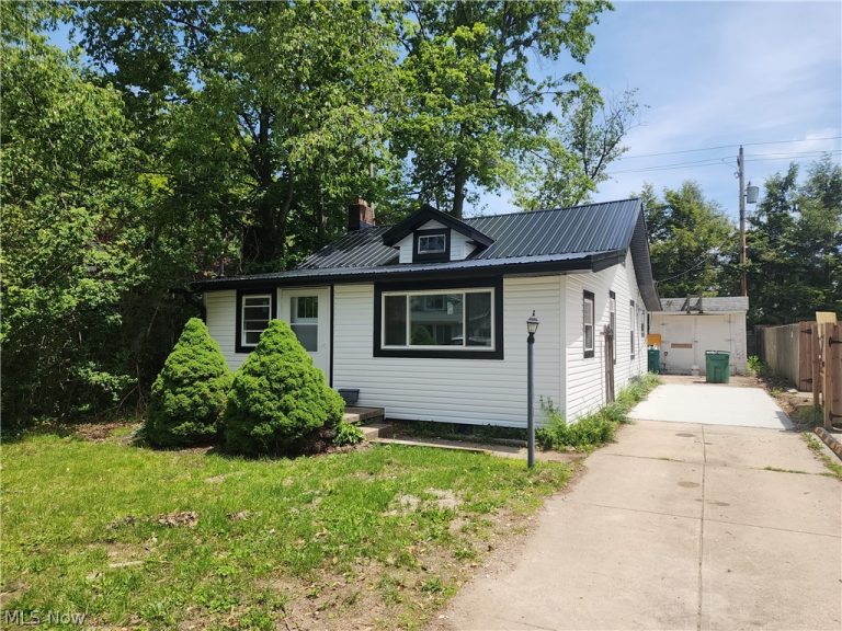 6247 Seneca Road, Mentor, OH, 44060