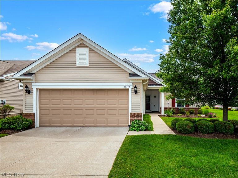 38145 Revere Drive, North Ridgeville, OH, 44039