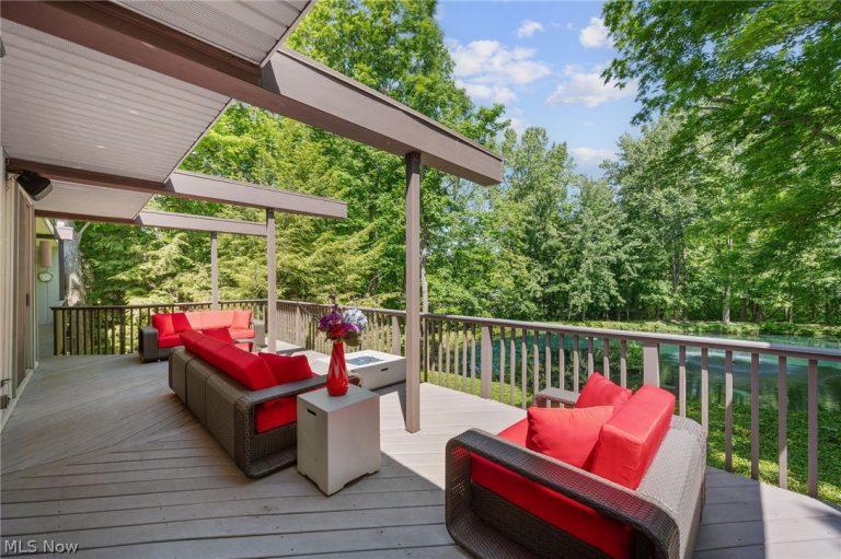 9339 Canterbury Lane, Mentor, OH - Photo 5