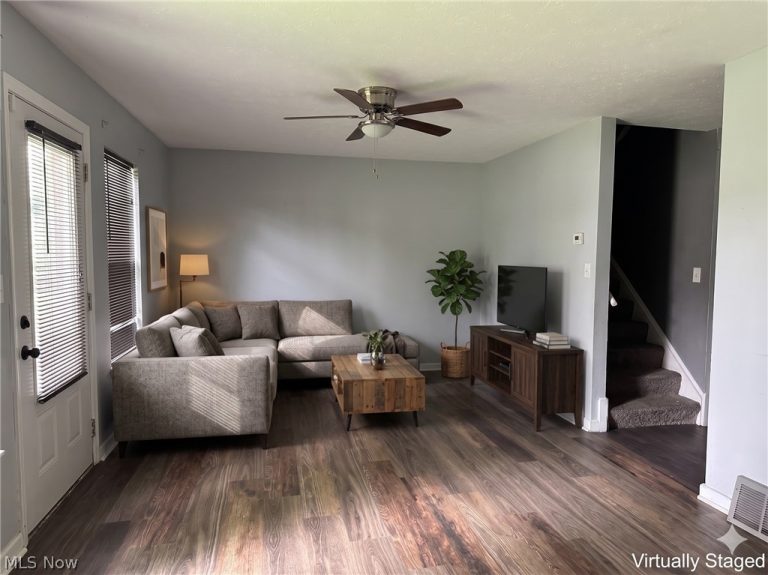 9409 Manor Avenue, Cleveland, OH - Photo 4