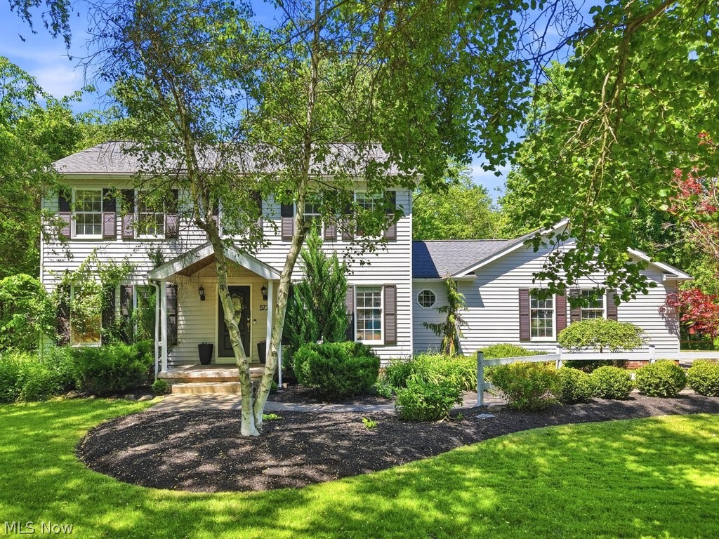 5776 Williamsburg Circle, Hudson, OH