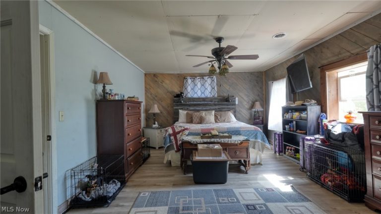 70535 Hopewell Road, Cambridge, OH - Photo 4