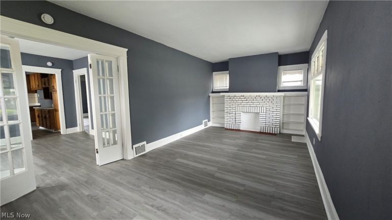 13301 Caine Avenue, Cleveland, OH - Photo 5
