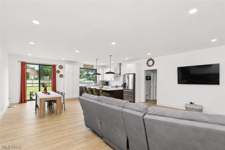 21 Betty Drive, Bellville, OH - Photo 4