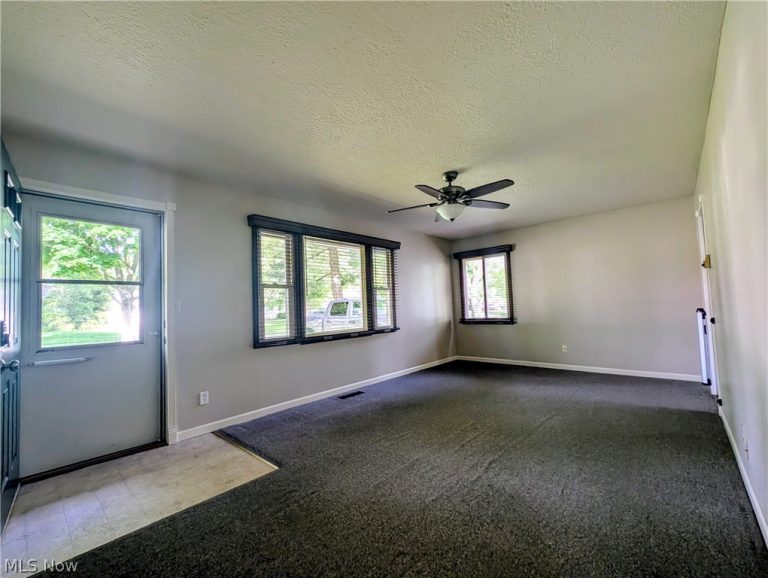 50 Circle Drive, Medina, OH - Photo 4