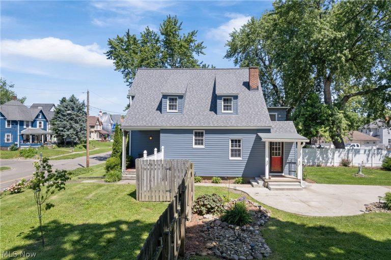 1274 Woodland Avenue, Canton, OH - Photo 4