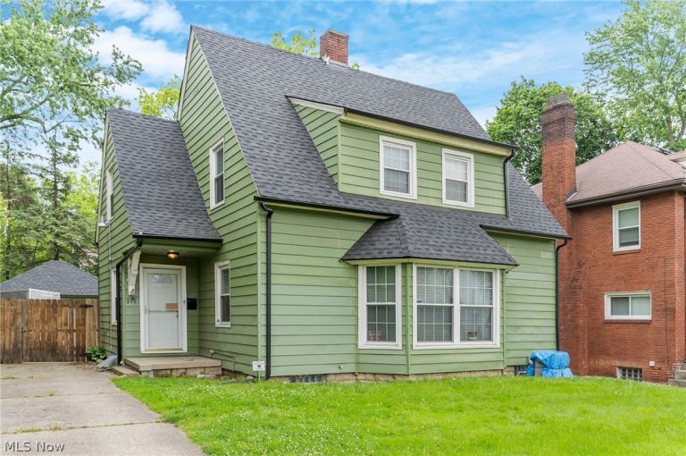 272 Outlook Avenue, Youngstown, OH - Photo 2