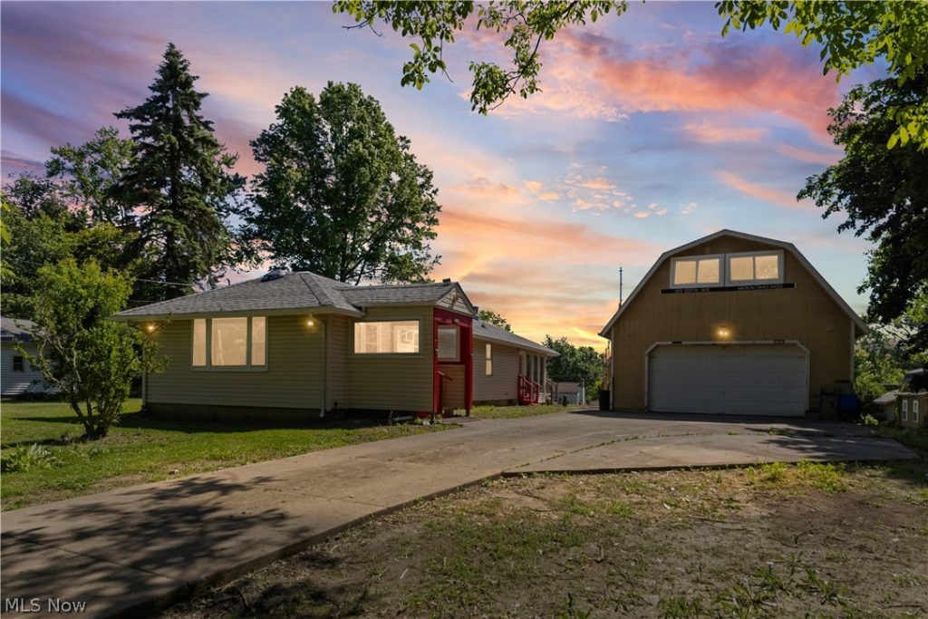 409 Edith Avenue, Akron, OH
