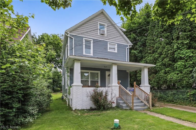 761 Carlysle Street, Akron, OH - Photo 2