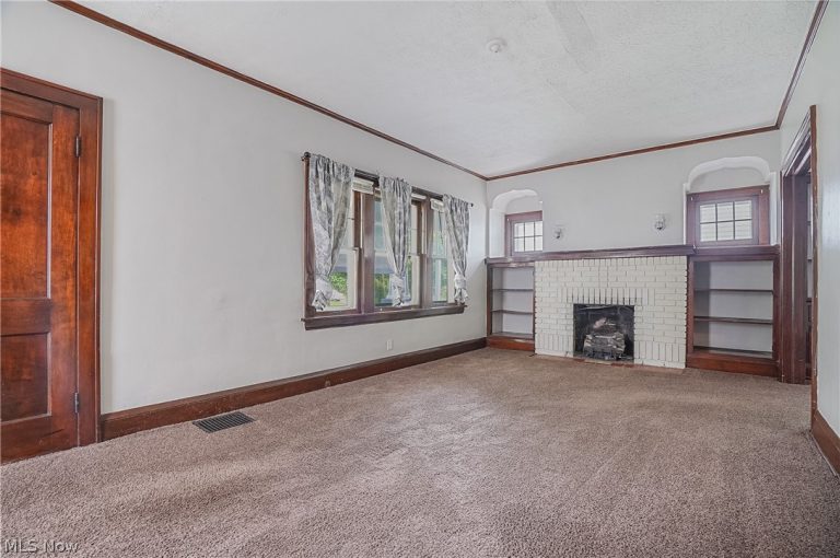 609 Storer Avenue, Akron, OH - Photo 5