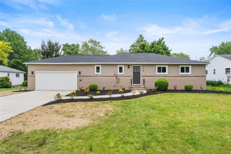759 Cheriton Drive, Highland Heights, OH, 44143