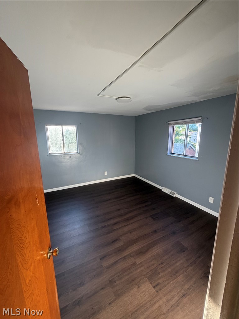 17911 Lake Shore Boulevard #5, Cleveland, OH - Photo 2
