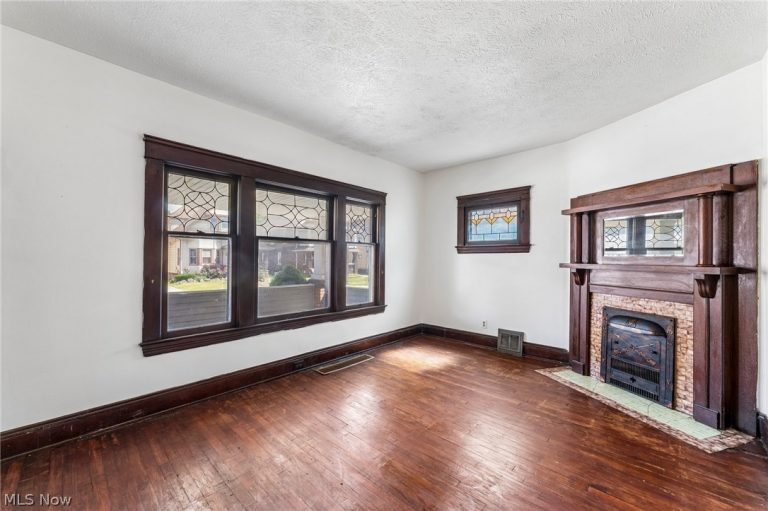 4408 Beta Avenue, Newburgh Heights, OH - Photo 3