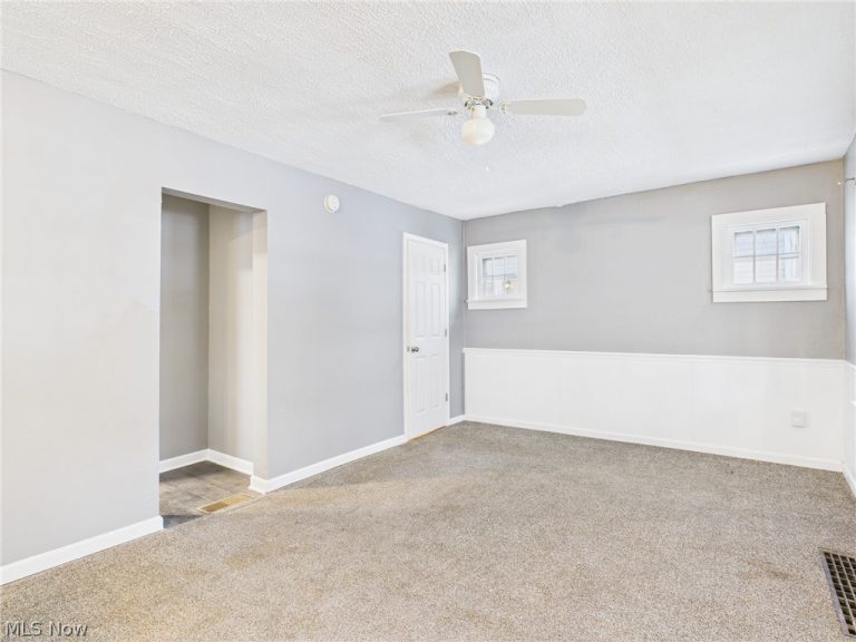 754 Arcadia Avenue, Cuyahoga Falls, OH - Photo 4