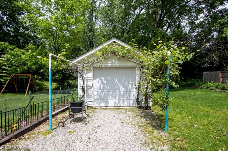 430 Bloomington Avenue, Wooster, OH - Photo 3