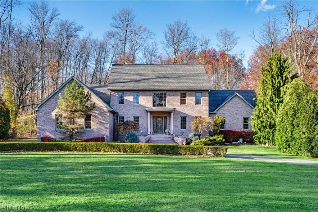 4000 Shields Road, Canfield, OH
