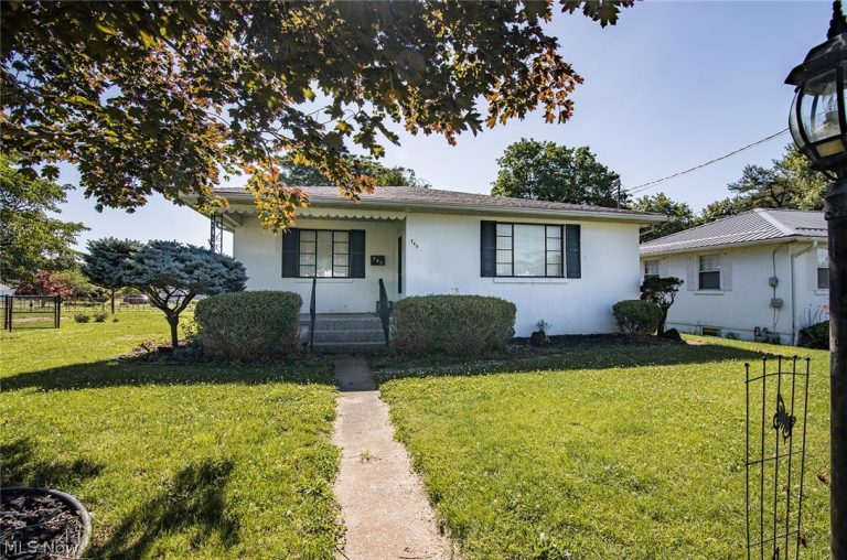 740 Mary Street, Belpre, OH - Photo 4