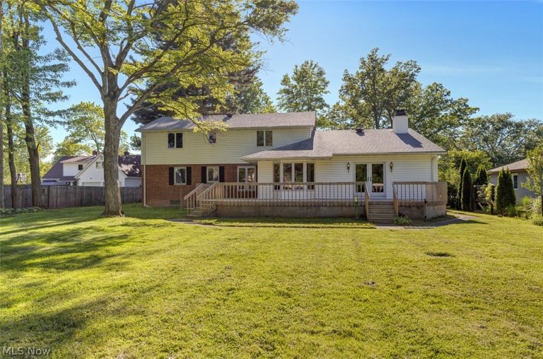 9985 Prospect Road, Strongsville, OH - Photo 2